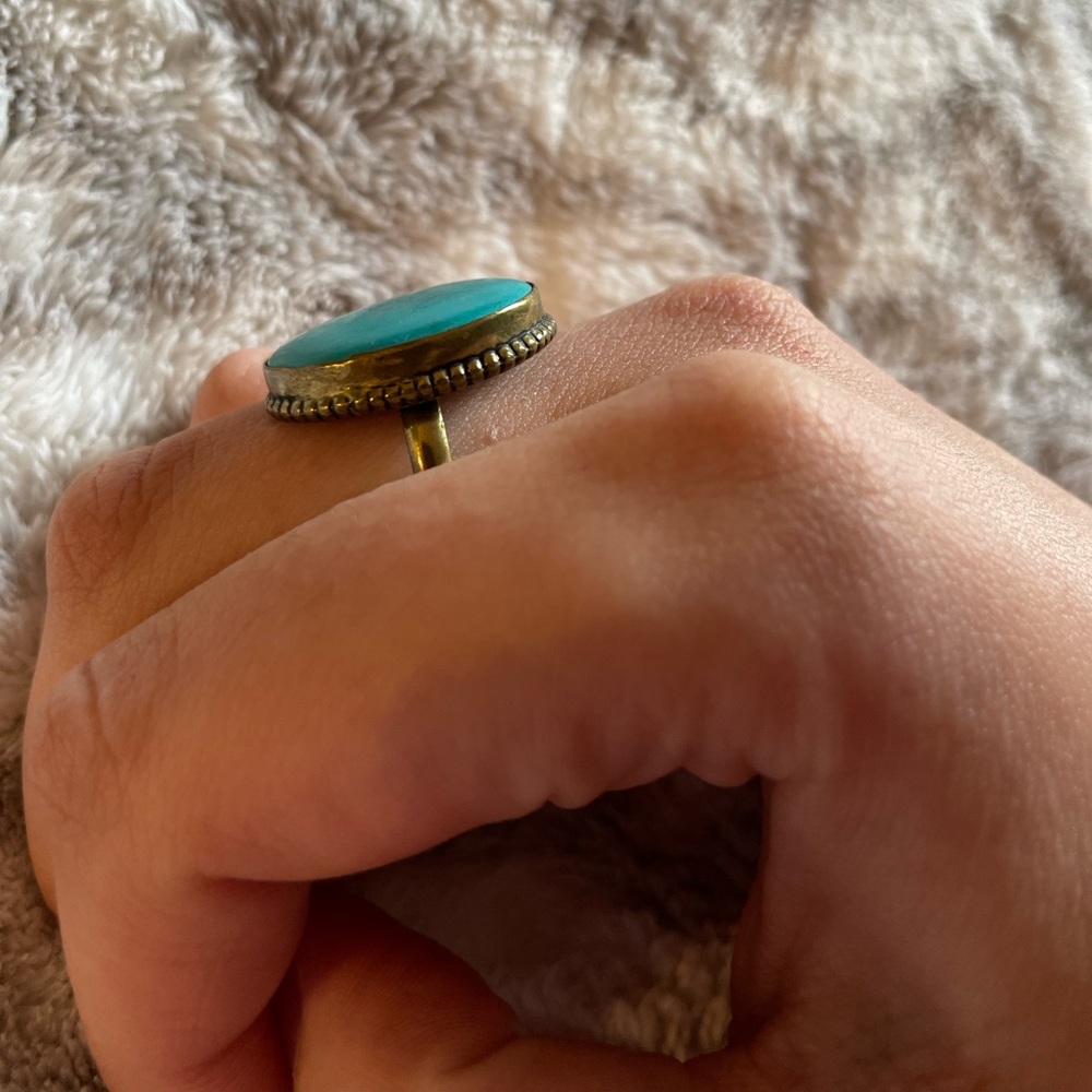 Oval Turquoise & Gold Ring 📣 - Picture 3 of 3